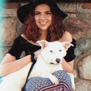 Meet your Posher, Andrea